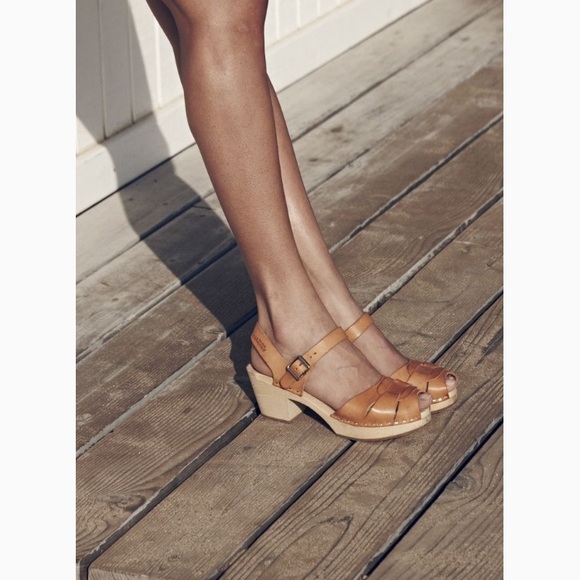Lucky brand clog sandals Clearance